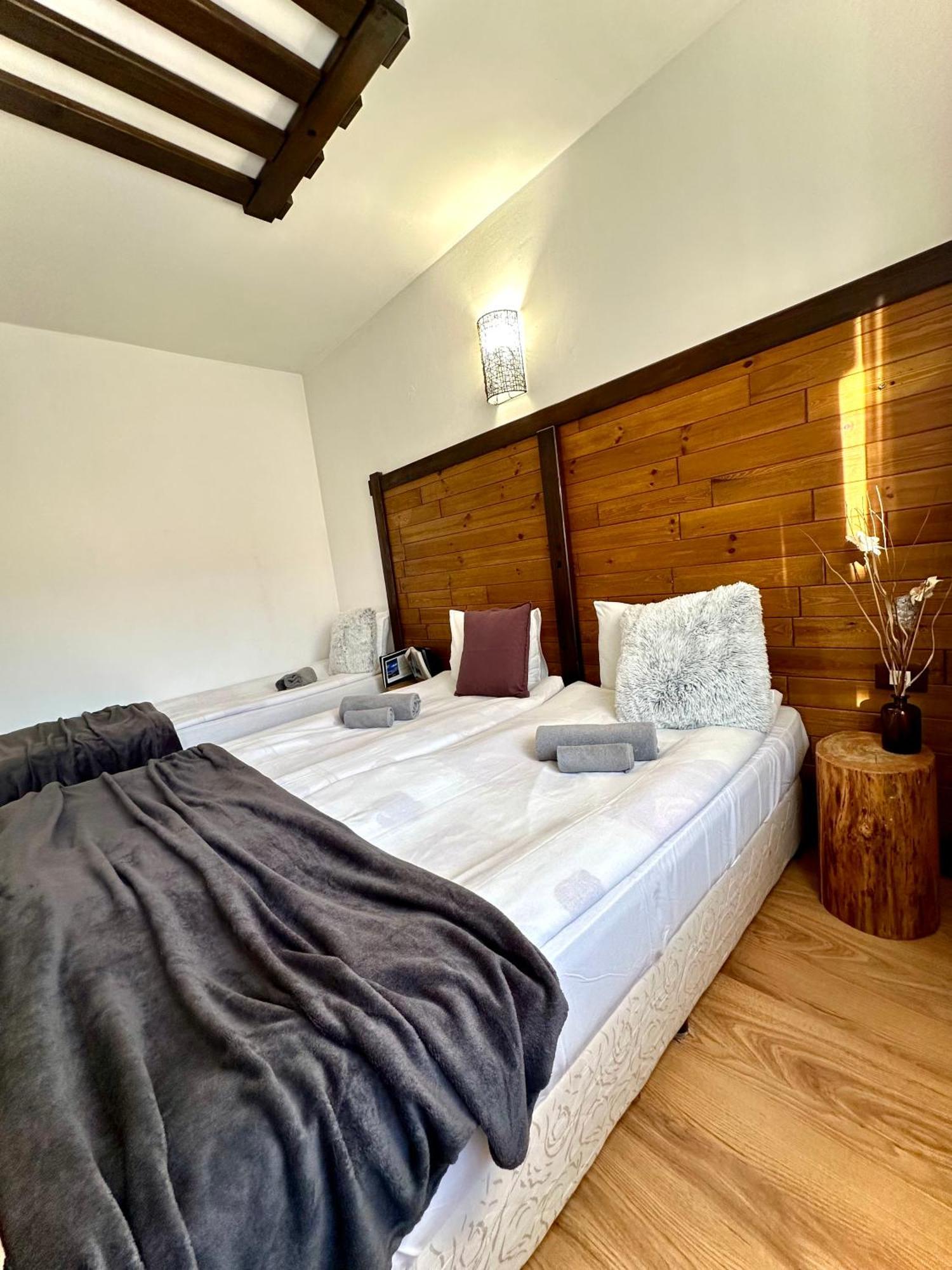 Red House Family House Hotel Bansko Ngoại thất bức ảnh