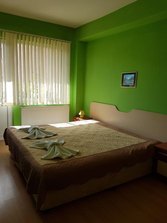 Red House Family House Hotel Bansko Ngoại thất bức ảnh