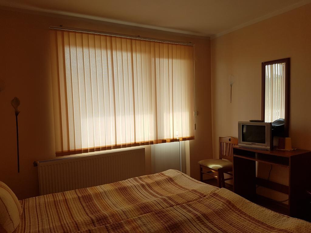 Red House Family House Hotel Bansko Ngoại thất bức ảnh