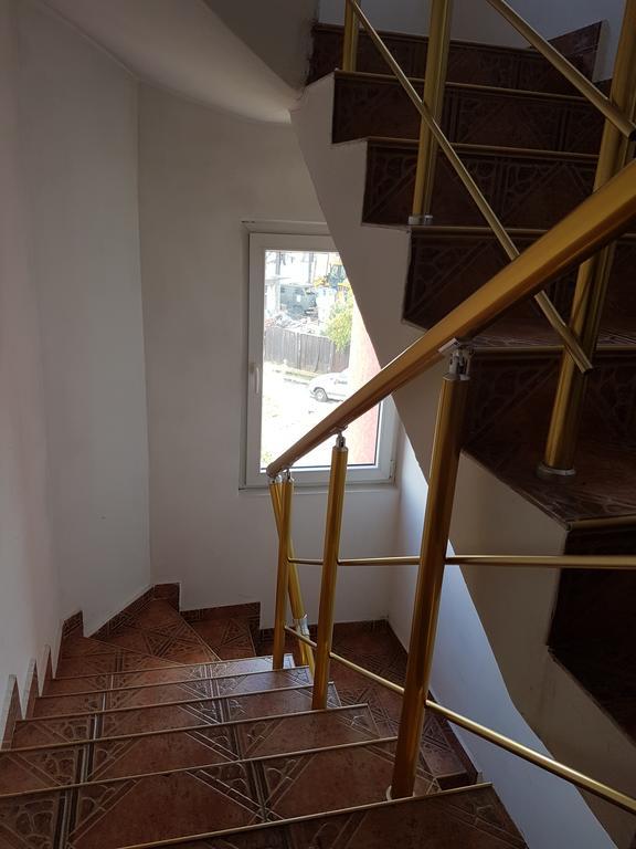 Red House Family House Hotel Bansko Ngoại thất bức ảnh